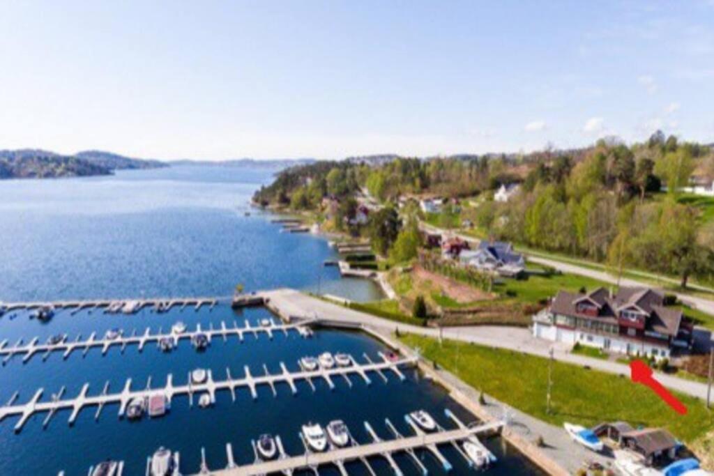 Leilighet Ved Sjoen Med Strand Appartement Porsgrunn Buitenkant foto